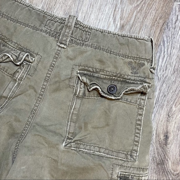 American Eagle Cargo Shorts Distressed Size 30 - Picture 3 of 7
